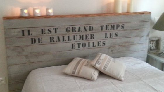 tete-de-lit-en-bois-originale
