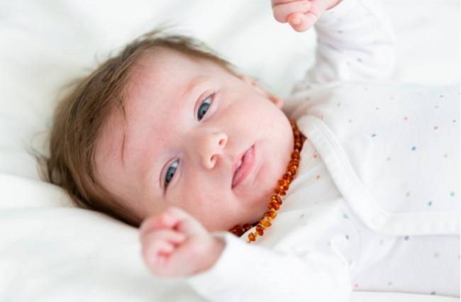collier-ambre-bebe