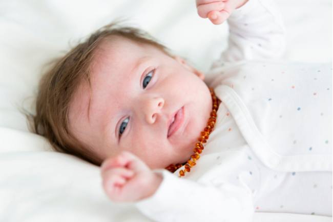 collier-ambre-bebe