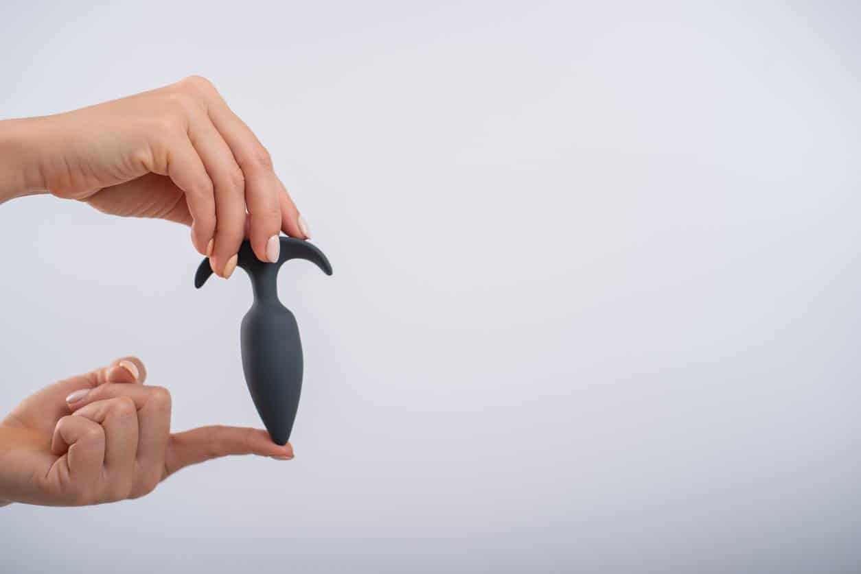 plug anal ébats couple