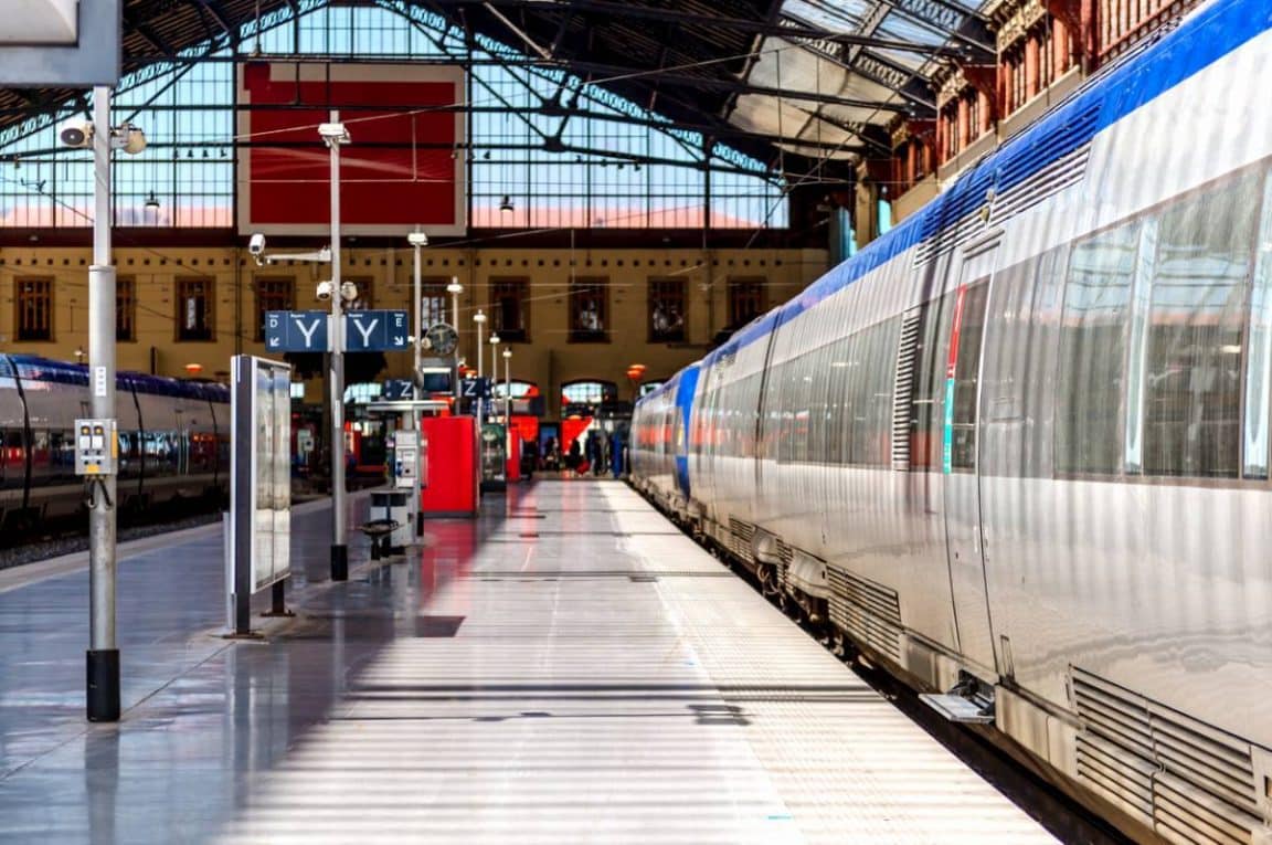3 secrets pour reserver des billets de train bon marche.jpg
