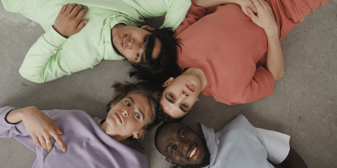vêtements couleurs pastels