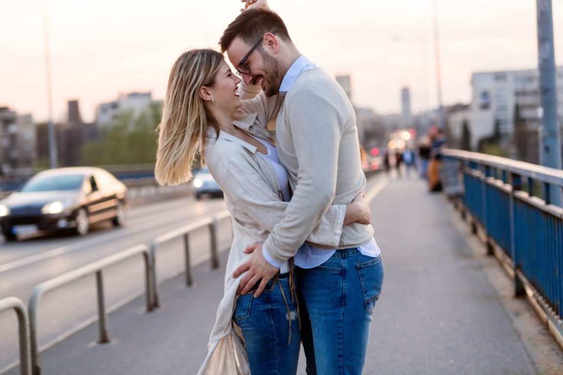 Horoscope-semaine-amoureuse-passionnee-signes-zodiaque