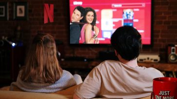 un classique des comédies romantiques des années 90 débarque sur Netflix.