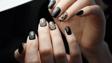 manucure velvet nails