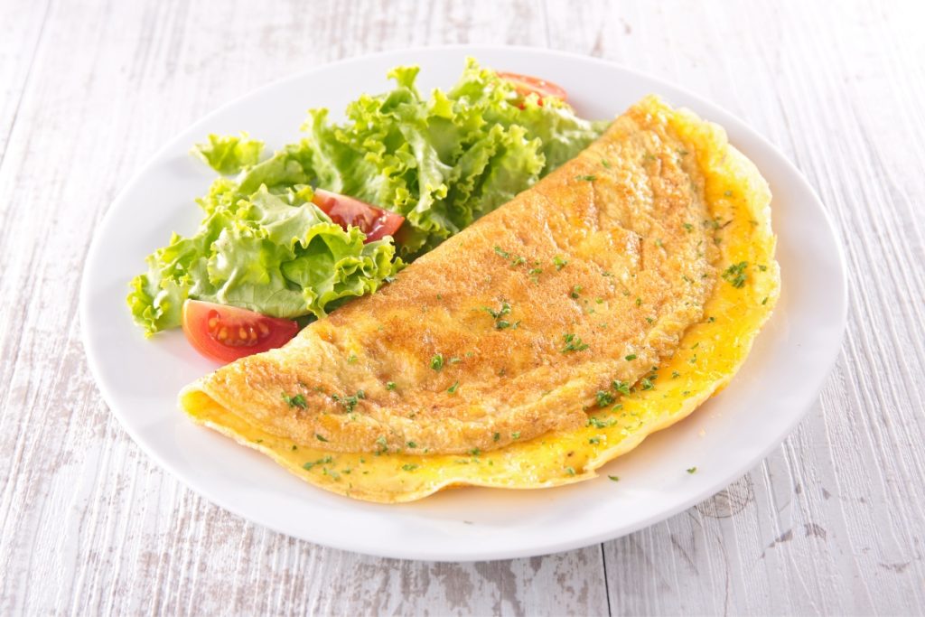 omelette moelleuse aux fines herbes