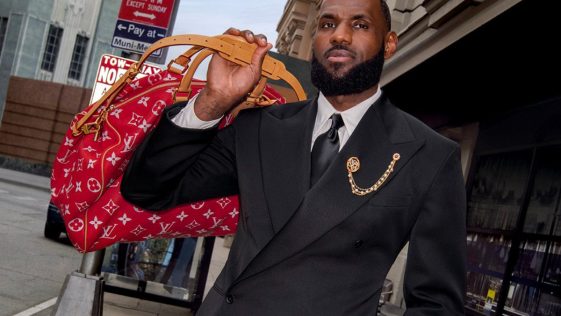 louis vuitton choisit lebron james comme figure emblématique de sa dernière collection