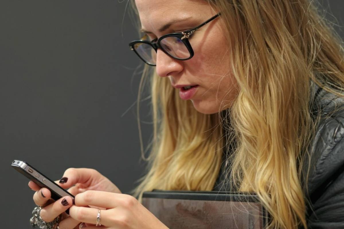détox digitale : comment ne plus avoir la tête dans son smartphone en permanence ?