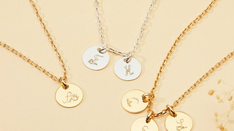 floral alphabet name necklace lifestyle2